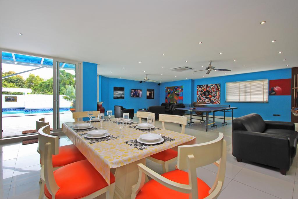 Sharrow Bay Villa Pattaya Exterior photo